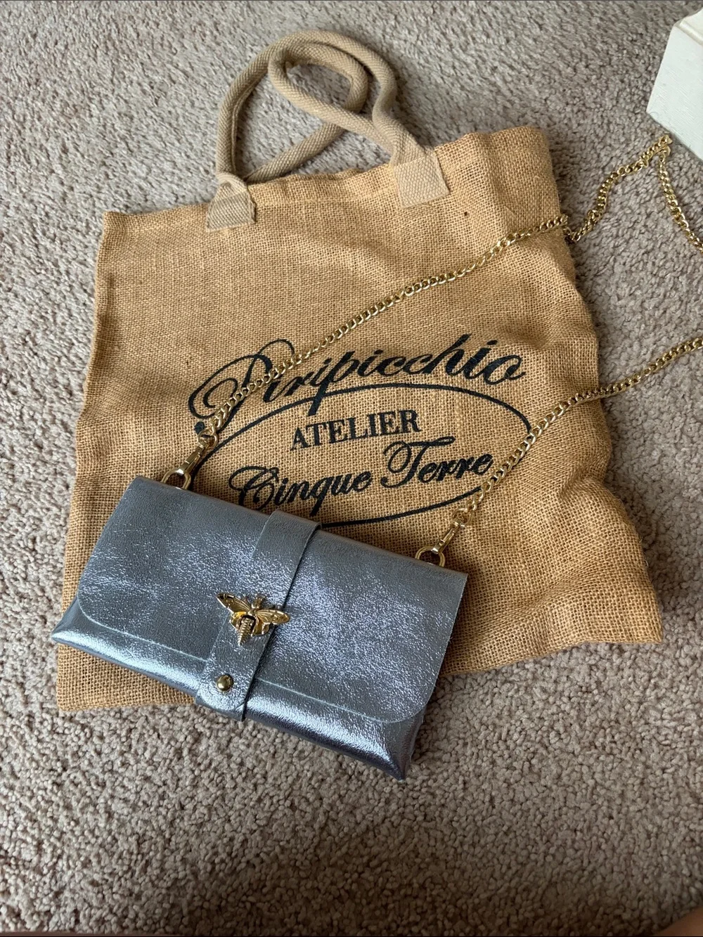 Metallic Silver Chain Crossbody Bag with Bee Accent